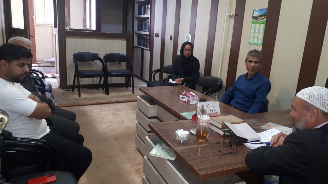 عکس آرشیویی است